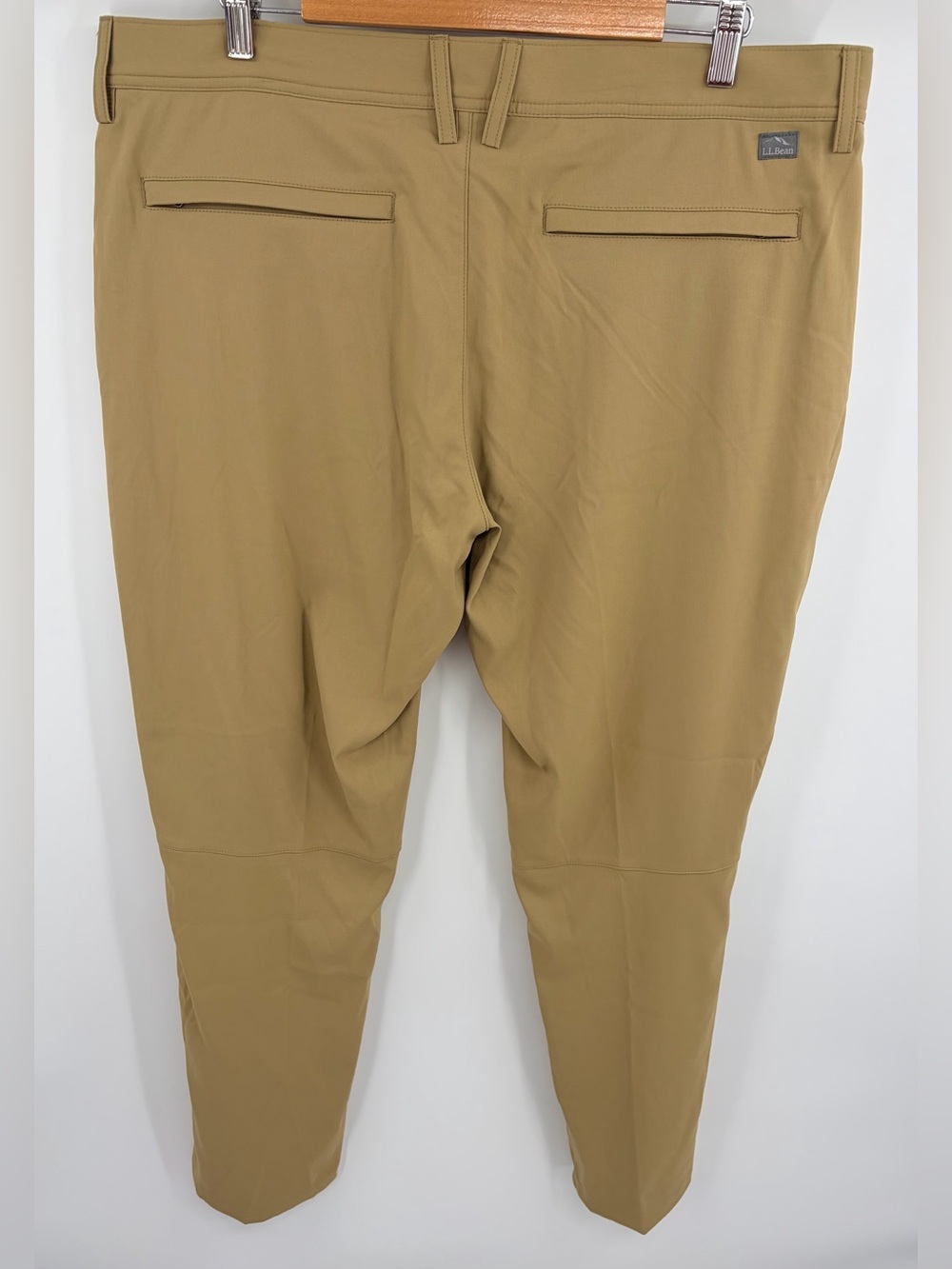 L.L. Bean venture stretch commuter tapered leg dark khaki chino men’s 38x30 NWT - Picture 4 of 4